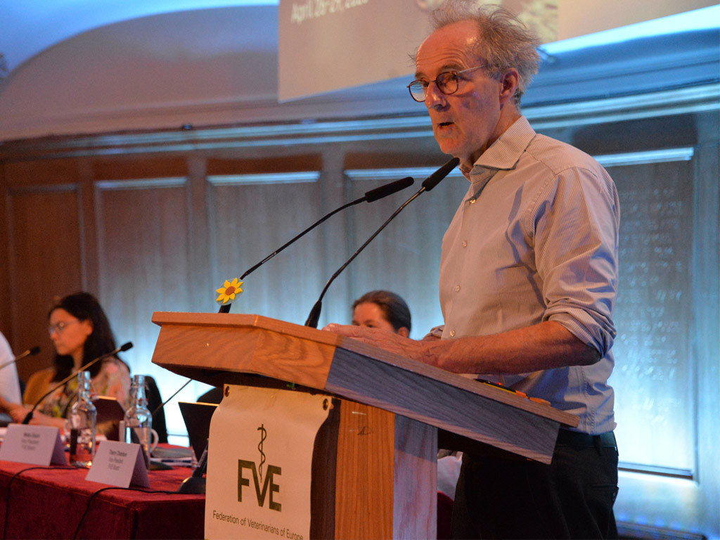 The European Veterinary Federation launches a report on its animal