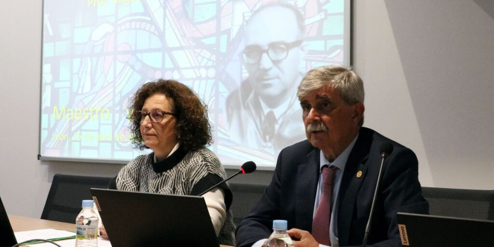 Homenaje a Miguel Cordero del Campillo y el Aula Magna de la Facultad Veterinaria de León llevará su nombre
