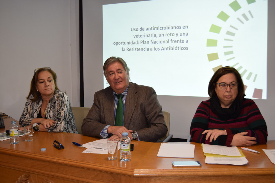 Cristina Muñoz, Luis Alberto García y Virginia Rodríguez 2