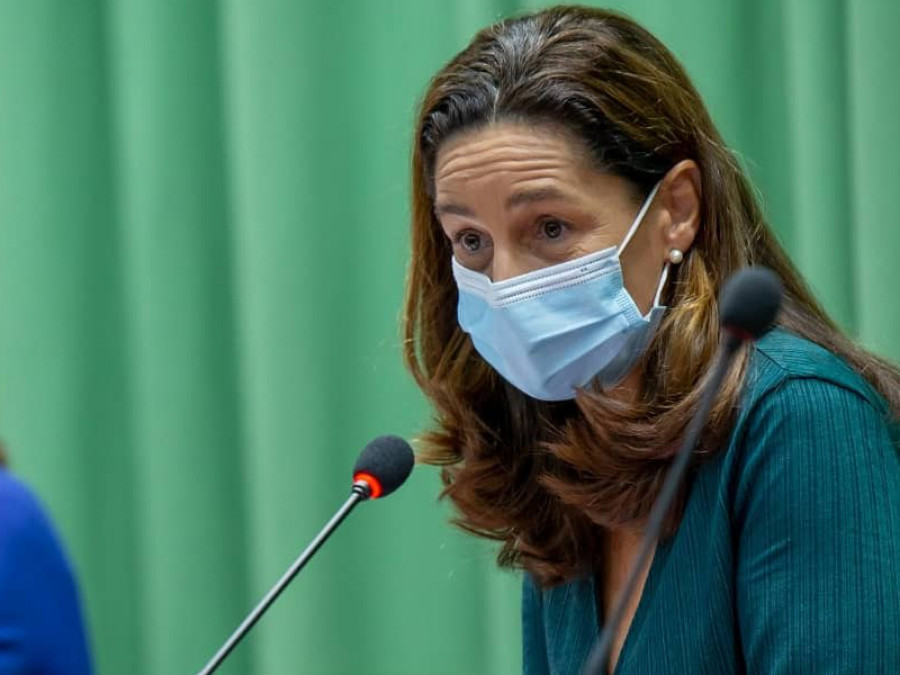 Consuelo serres decana veterinaria