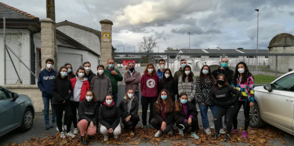 Estudiantes de Veterinaria de Lugo, de las aulas a explotaciones ganaderas