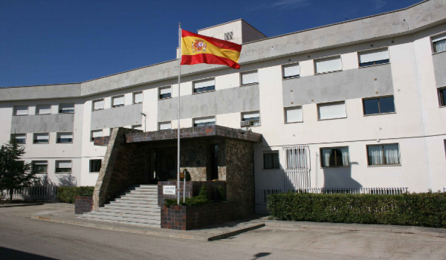 Fachada Centro Militar de Veterinaria de la Defensa