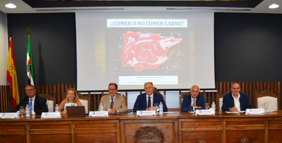 Foto mesa redonda carne