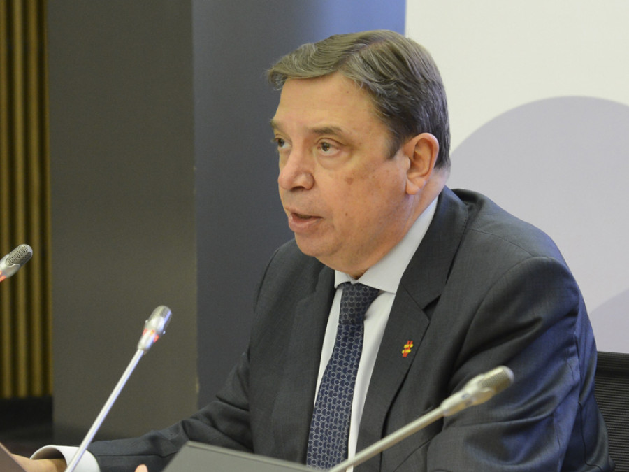 Luis planas