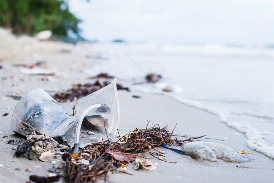 Plástico mar microplásticos
