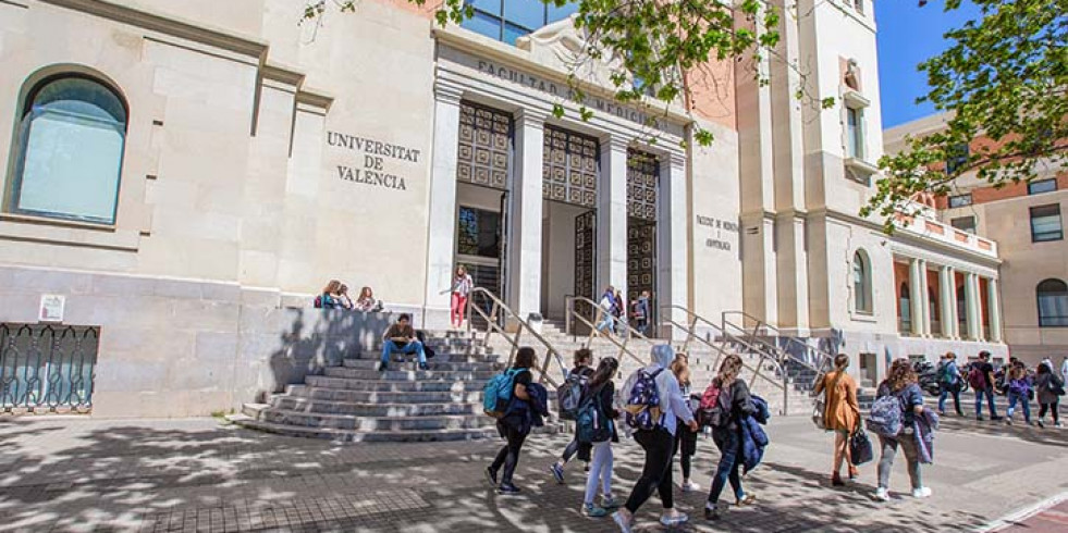 La Universidad de Valencia convoca una plaza para veterinarios