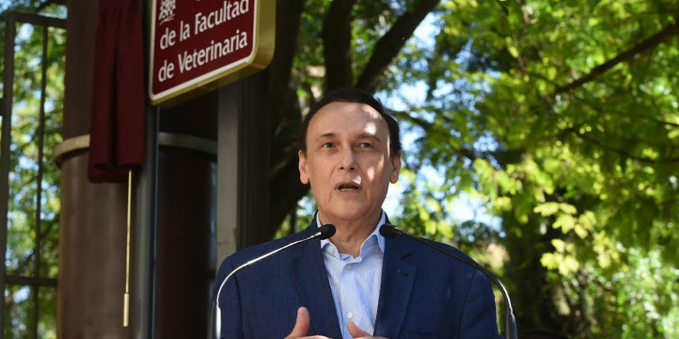 Córdoba dedica una plaza a la Facultad de Veterinaria