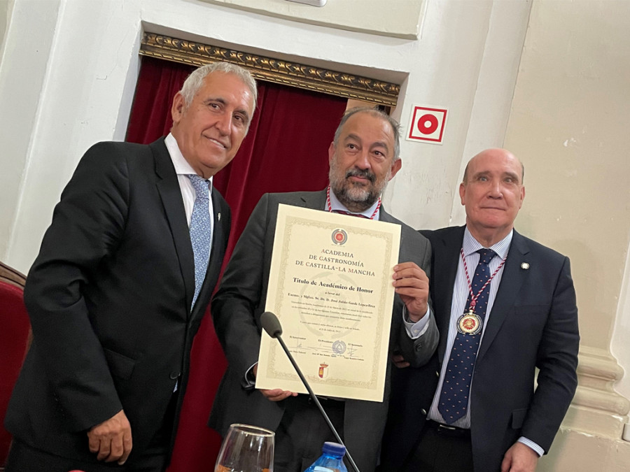 Julián garde