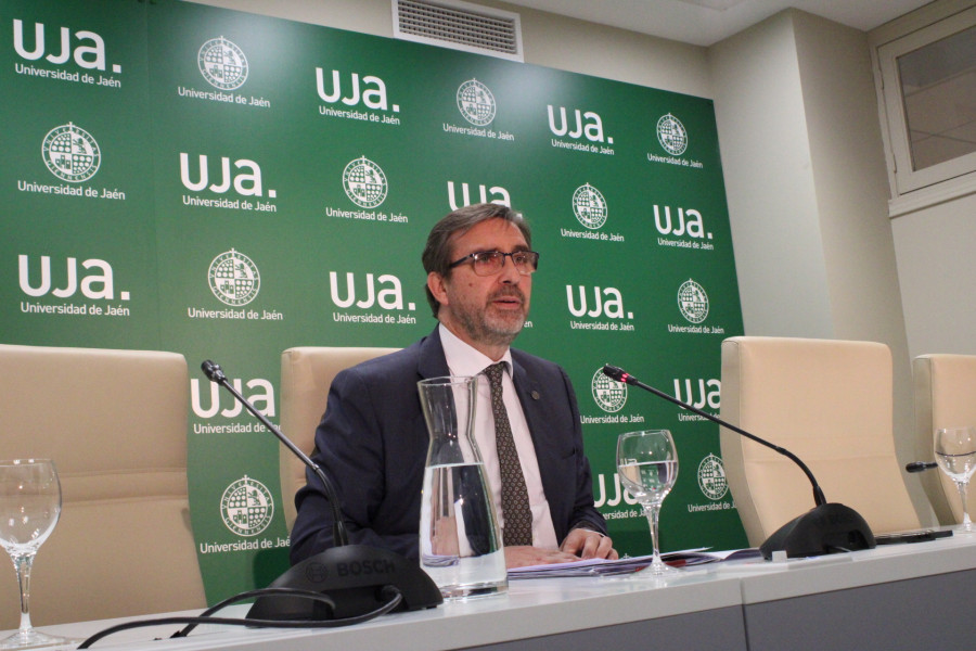 Juan gómez ortega rector universidad de jaén