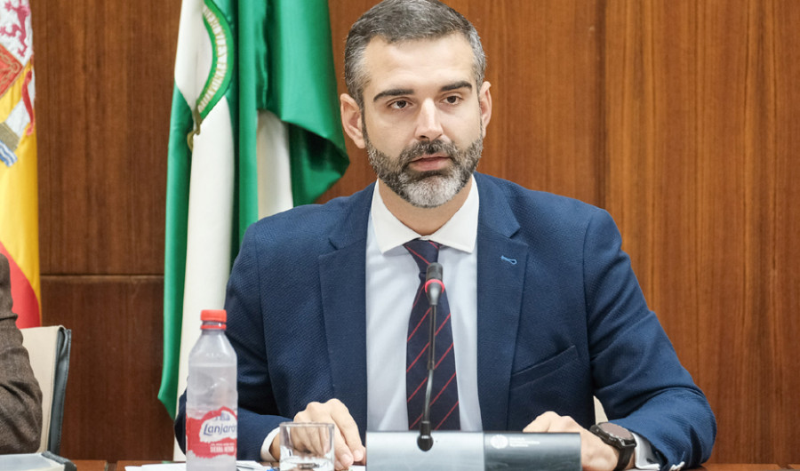 Ramón Fernández Pacheco portavoz junta andalucía