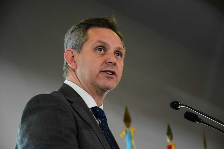 Miñones ministro sanidad