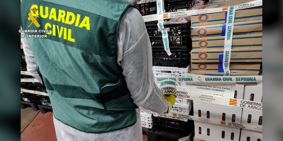 Veterinarios colaboran en la incautación de más de 28 toneladas de alimentos no aptos para consumo humano