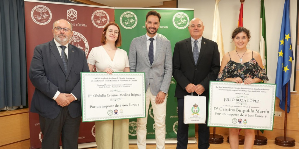 Las Academias de Ciencias Veterinarias de Andalucía entregan sus premios a la excelencia académica