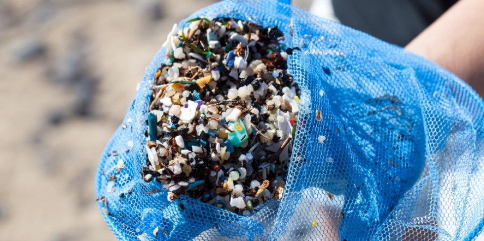 Alertan de que en un año los pellets plásticos pueden llegar a Canarias y atentar contra la fauna marina
