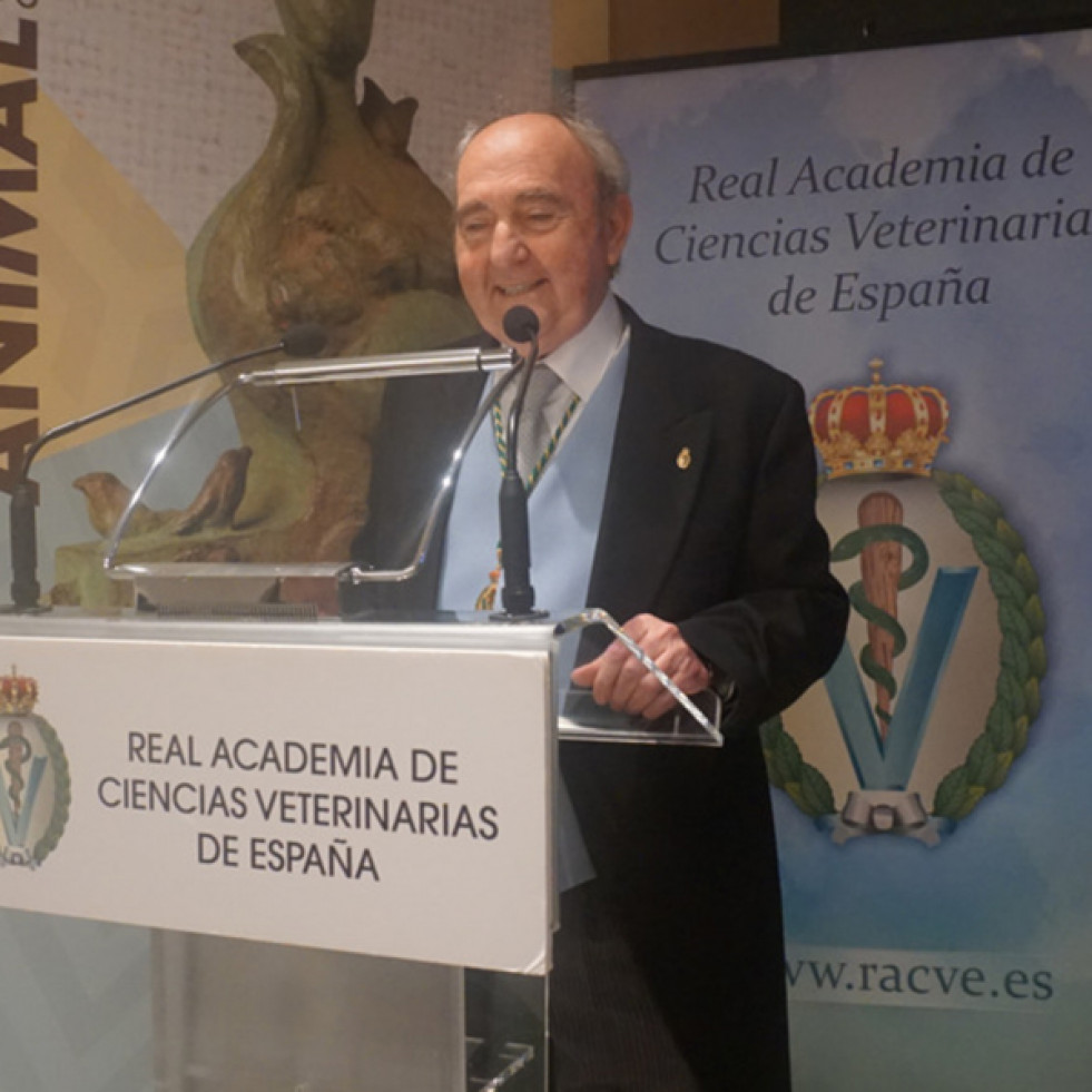 Miguel Ángel Aparicio, nuevo secretario general de la Real Academia de Ciencias Veterinarias de España