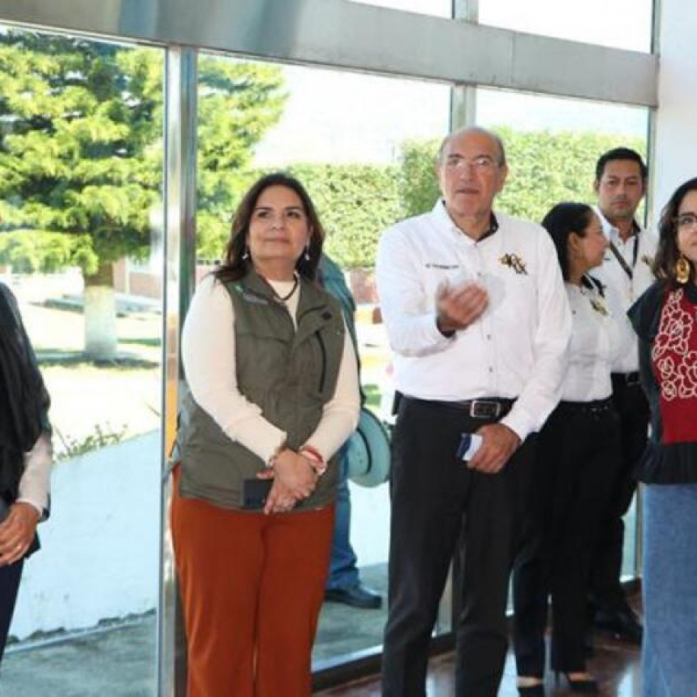 Gobierno de Puebla y la Universidad de Xicotépetl firman convenio para fortalecer la formación de veterinarios