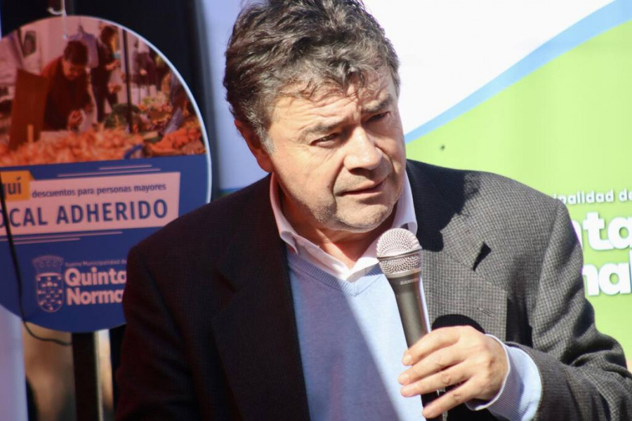 Esteban Valenzuela Van-Treek