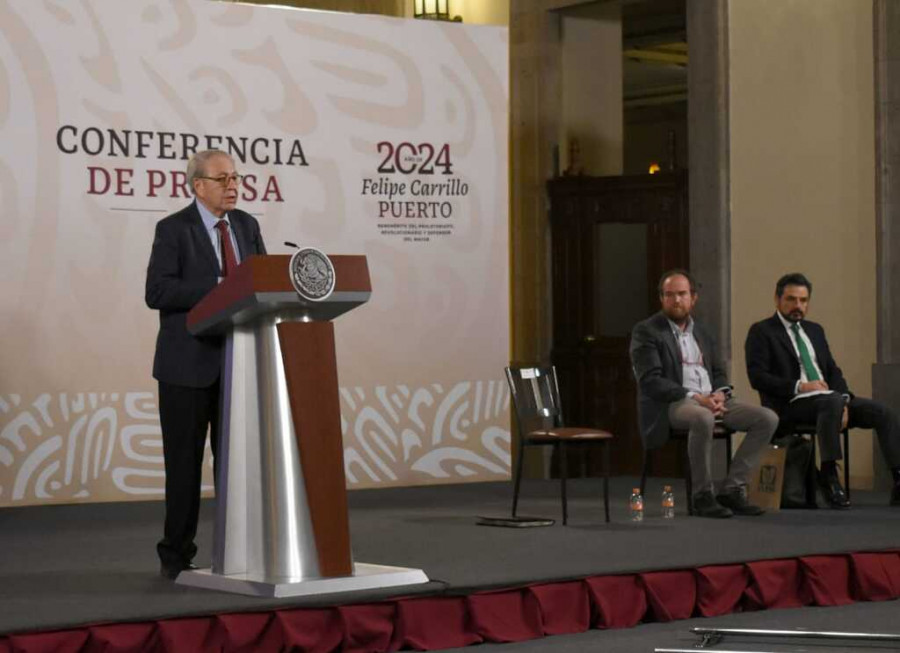 Secretario de Salud Jorge Carlos Alcocer Varela
