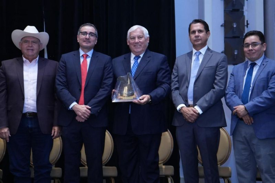 Premio Agricultura UNA sector avícola