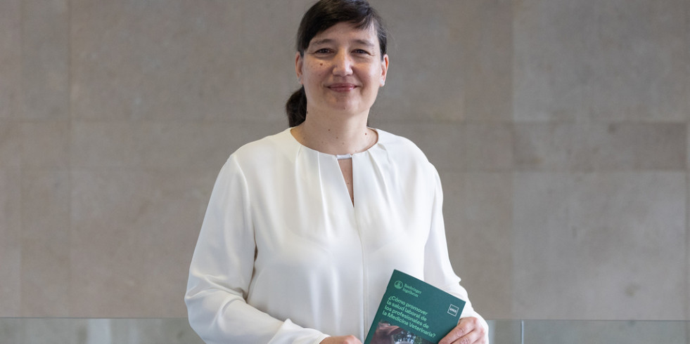 Lorena Millán explica los resultados del mayor estudio sobre Salud Mental de los Veterinarios