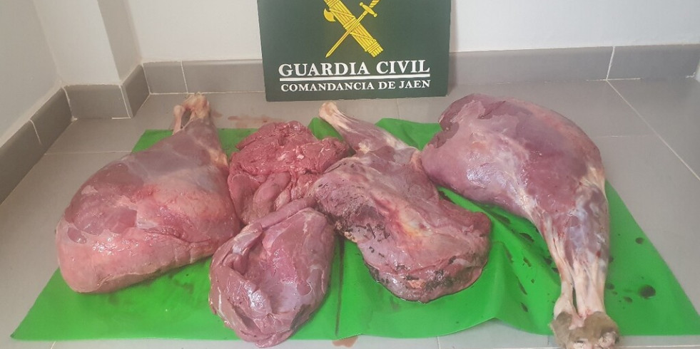 La Guardia Civil interviene carne de caza mayor no apta pare el consumo