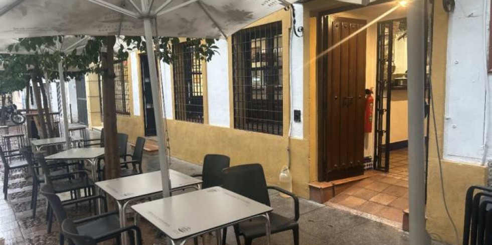 Intoxicación alimentaria en Córdoba: la familia de la fallecida desmiente la versión del bar