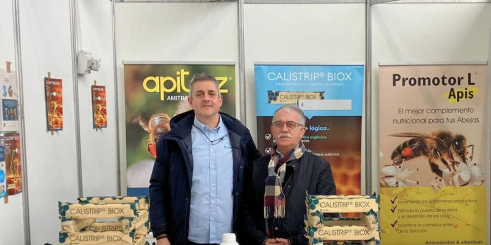 Calier contribuye al sector apícola en España y participa en la IV Feria Internacional de la Miel Alvariza