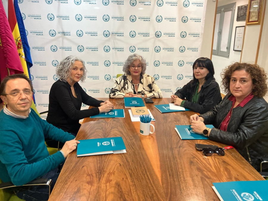 Reunión veterinarios murcia psoe