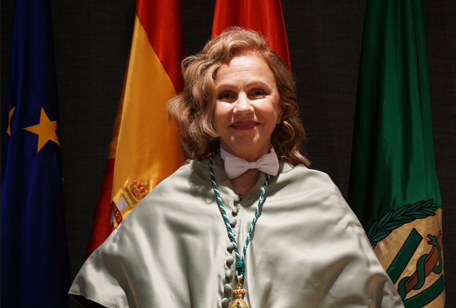 María Dolores Pérez ingresa como académica correspondiente en la Real Academia de Ciencias Veterinarias de España