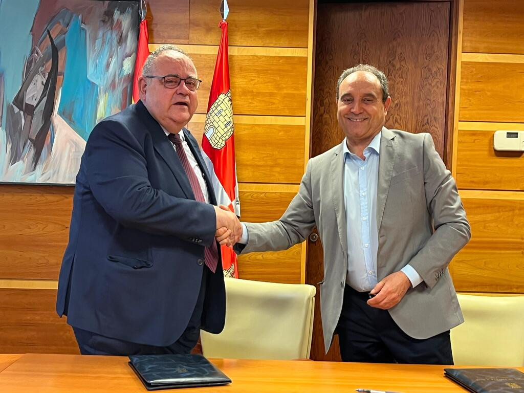 Logran un acuerdo de mejoras para veterinarios de mataderos de Castilla y León
