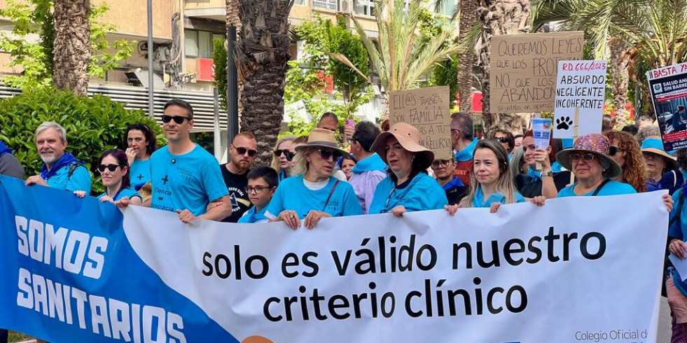 Las calles de España claman contra el Real Decreto 666/2023 y piden dejar de poner en riesgo la salud de los animales