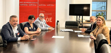 El Grupo parlamentario socialista traslada a CEVE la intención de crear una mesa de diálogo sobre la normativa veterinaria