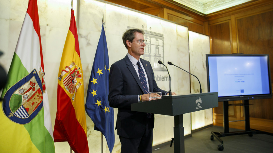 Gonzalo Capellán presidente la rioja oferta empleo pública