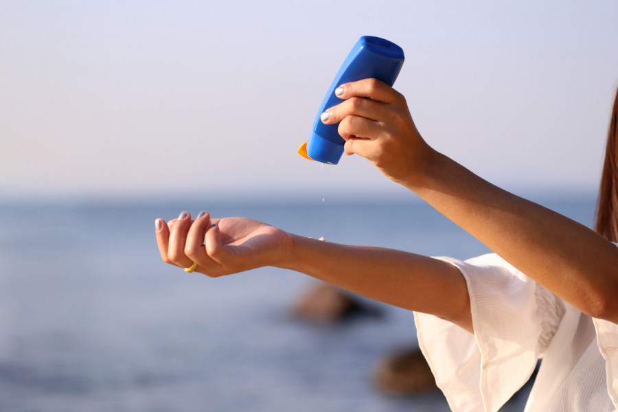 Crema solar playa contaminación sustancia química